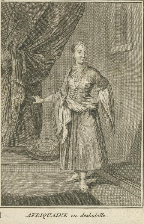 African and Moorish Women in Traditional Dress, Rare 1734 Costume Engraving, close-up 4