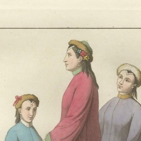 Antique Hand-Coloured Engraving of Chinese Costume & Footbinding, 1815, close-up 6